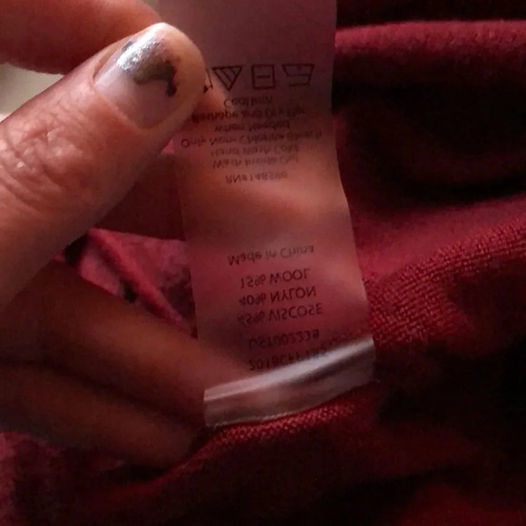 NWOT Unviersal standard Arenal tie burgundy tie sweater - Picture 7 of 12